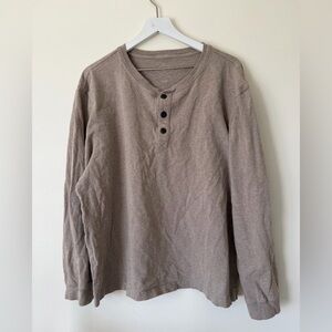 St John’s Bay Henley Size XL
